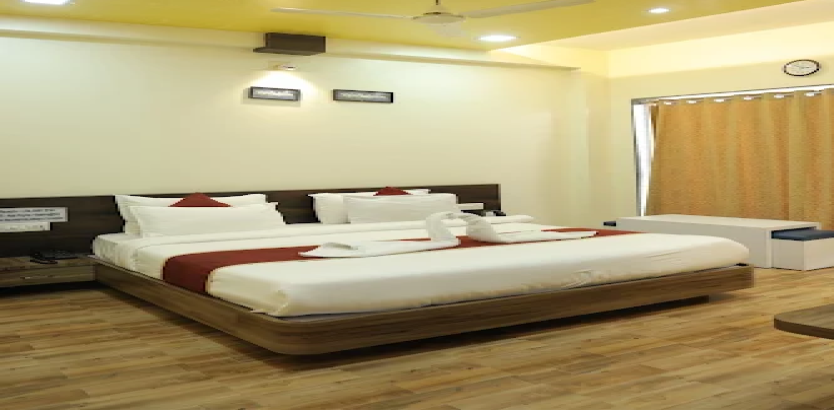 HOTEL VRAJ INN
